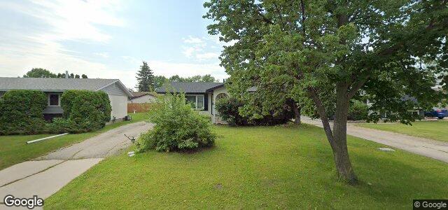 130 Reay Crescent（加拿大曼尼托巴省温尼伯市）房屋照片