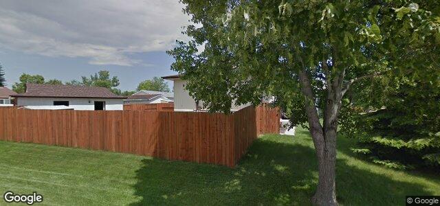 142 Amelia Crescent（加拿大曼尼托巴省温尼伯市）房屋照片