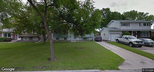 15 Avaco Drive（加拿大曼尼托巴省温尼伯市）房屋照片