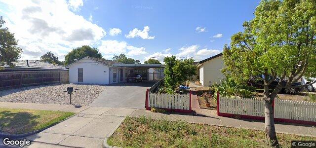 15 Marchant Crescent（加拿大曼尼托巴省温尼伯市）房屋照片