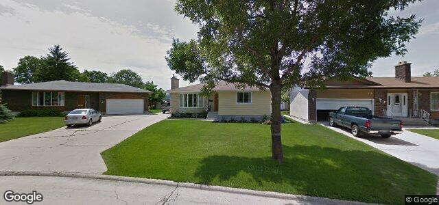 155 Amelia Crescent（加拿大曼尼托巴省温尼伯市）房屋照片