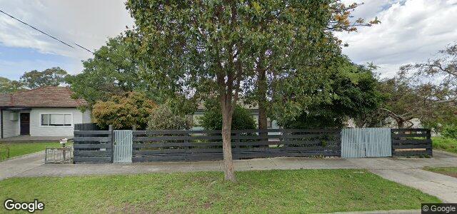 Photo of 19 Hobbs Crescent in Winnipeg, Manitoba