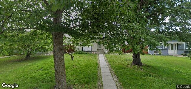 Photo of 207 Reay Crescent in Winnipeg, Manitoba