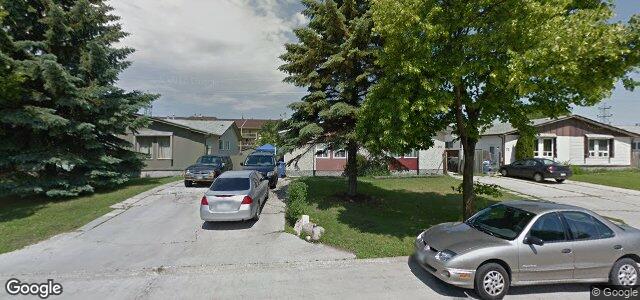 23 Amelia Crescent（加拿大曼尼托巴省温尼伯市）房屋照片