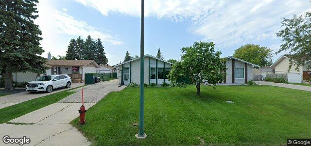 30 De Jong Crescent（加拿大曼尼托巴省温尼伯市）房屋照片