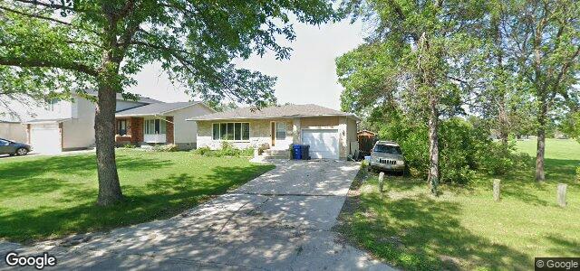 30 Siddall Crescent（加拿大曼尼托巴省温尼伯市）房屋照片