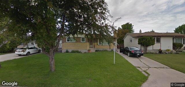 Photo of 34 Meighen Bay in Winnipeg, Manitoba