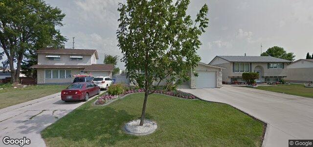 39 Amelia Crescent（加拿大曼尼托巴省温尼伯市）房屋照片