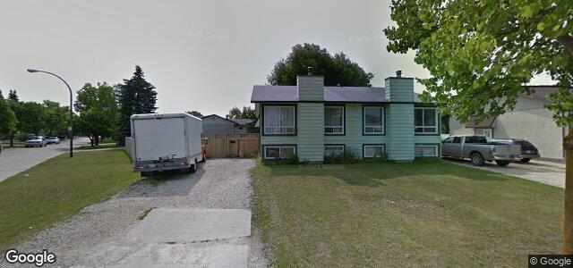 42 Amelia Crescent（加拿大曼尼托巴省温尼伯市）房屋照片