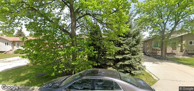 42 Colley Crescent（加拿大曼尼托巴省温尼伯市）房屋照片