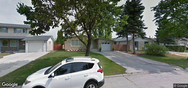 55 Amelia Crescent（加拿大曼尼托巴省温尼伯市）房屋照片