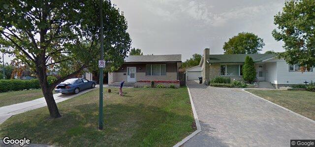 70 Amelia Crescent（加拿大曼尼托巴省温尼伯市）房屋照片