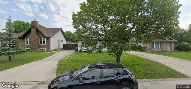 83 Reay Crescent（加拿大曼尼托巴省温尼伯市）房屋照片