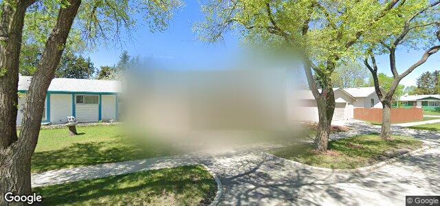 920 Louelda Street（加拿大曼尼托巴省温尼伯市）房屋照片