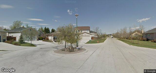 110 Bloomer Crescent（加拿大曼尼托巴省温尼伯市）房屋照片