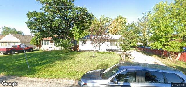 216 Elmhurst Road（加拿大曼尼托巴省温尼伯市）房屋照片