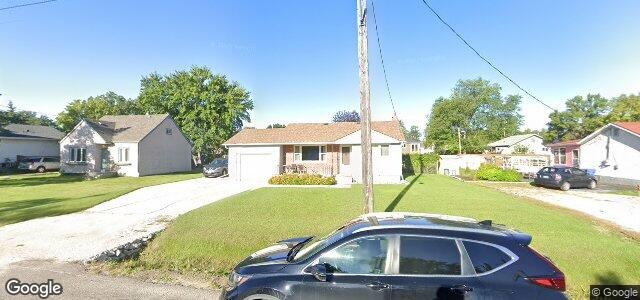 240 Elmhurst Road（加拿大曼尼托巴省温尼伯市）房屋照片