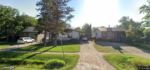 261 Elmhurst Road（加拿大曼尼托巴省温尼伯市）房屋照片