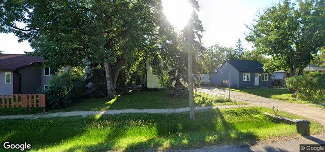 319 Elmhurst Road（加拿大曼尼托巴省温尼伯市）房屋照片