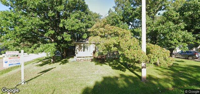 330 Elmhurst Road（加拿大曼尼托巴省温尼伯市）房屋照片