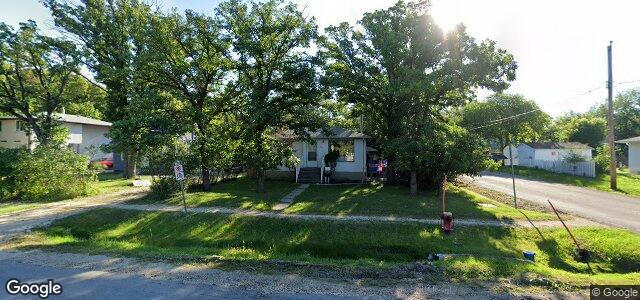 331 Elmhurst Road（加拿大曼尼托巴省温尼伯市）房屋照片