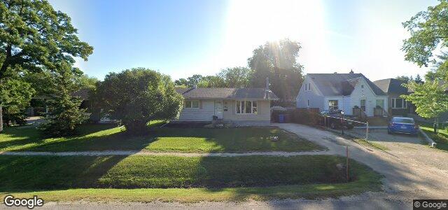 339 Elmhurst Road（加拿大曼尼托巴省温尼伯市）房屋照片