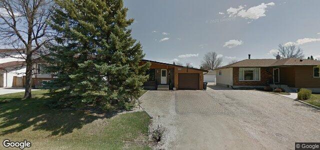 Photo of 377 Lynbrook Drive in Winnipeg, Manitoba