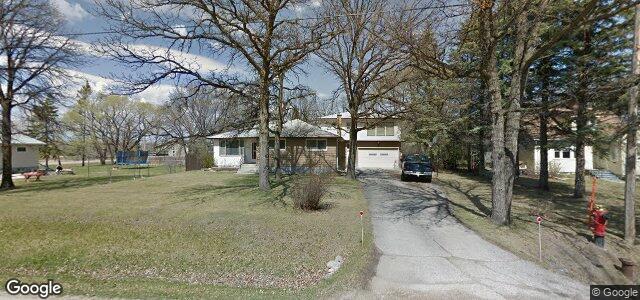 3811 Batchelor Avenue（加拿大曼尼托巴省温尼伯市）房屋照片