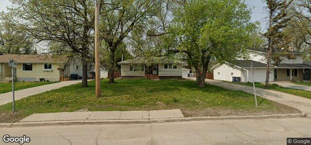 131 St Vital Road（加拿大曼尼托巴省温尼伯市）房屋照片