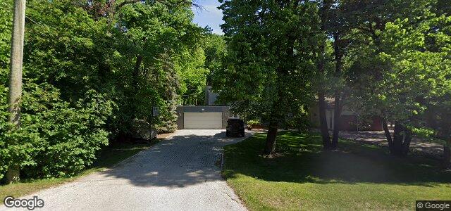 Larawan ng 145 Victoria Crescent sa Winnipeg, Manitoba