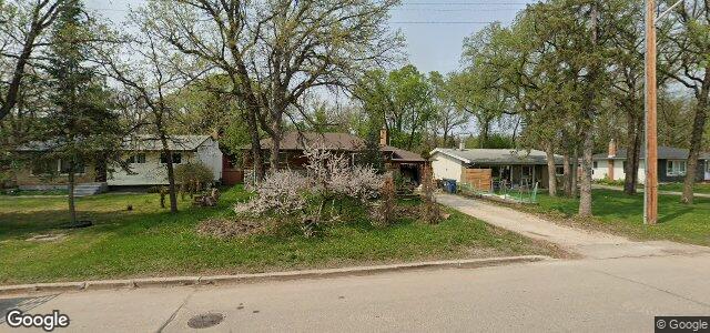 151 St Vital Road（加拿大曼尼托巴省温尼伯市）房屋照片