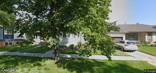 Photo of 319 Rosseau Avenue W in Winnipeg, Manitoba