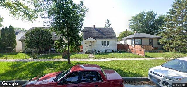 420 Whittier Avenue W（加拿大曼尼托巴省温尼伯市）房屋照片