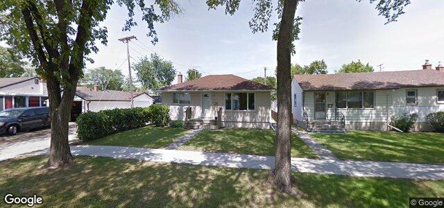 Photo of 445 Yale Avenue W in Winnipeg, Manitoba
