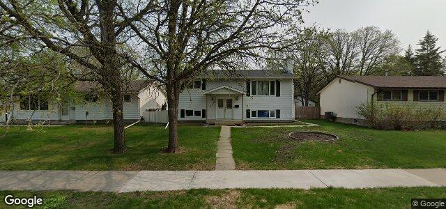 146 Woodydell Avenue（加拿大曼尼托巴省温尼伯市）房屋照片