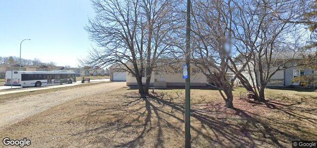 210 Hazelwood Crescent（加拿大曼尼托巴省温尼伯市）房屋照片