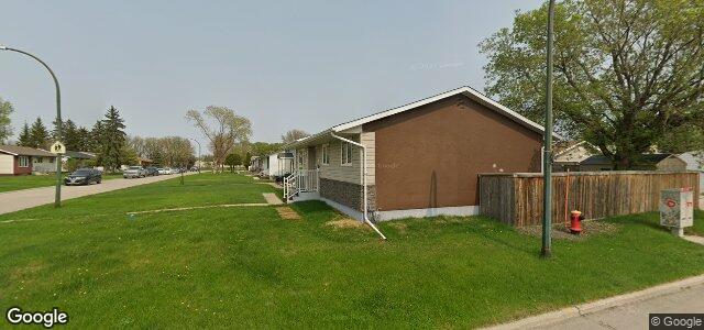 28 Nakomis Bay（加拿大曼尼托巴省温尼伯市）房屋照片