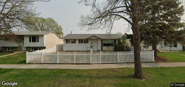 Photo of 92 Abbotsford Crescent in Winnipeg, Manitoba