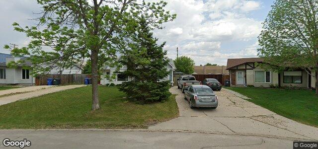 104 Lake Village Road（加拿大曼尼托巴省温尼伯市）房屋照片