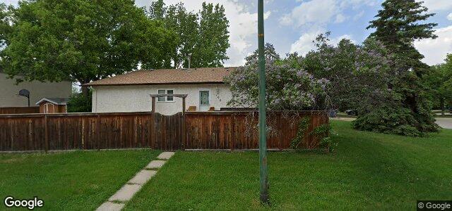 105 Lake Village Road（加拿大曼尼托巴省温尼伯市）房屋照片