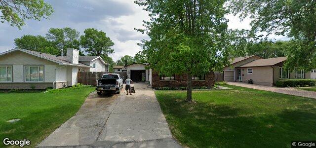 119 Syracuse Crescent（加拿大曼尼托巴省温尼伯市）房屋照片