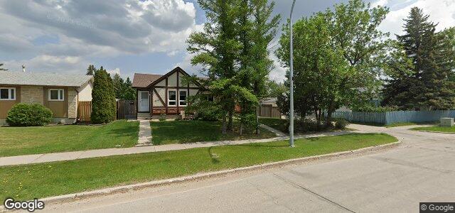 1374 Chancellor Drive（加拿大曼尼托巴省温尼伯市）房屋照片