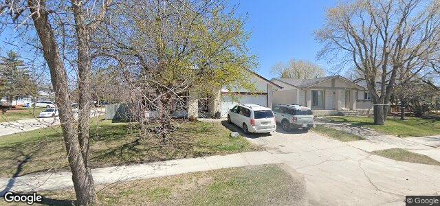 1384 Chancellor Drive（加拿大曼尼托巴省温尼伯市）房屋照片