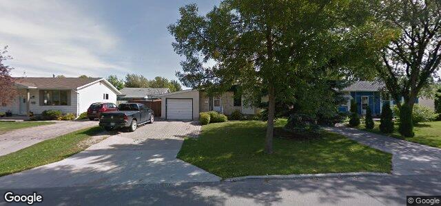 14 Lake Grove Bay（加拿大曼尼托巴省温尼伯市）房屋照片