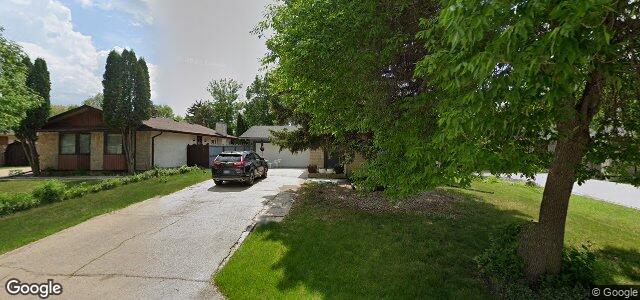 15 Lake Albrin Bay（加拿大曼尼托巴省温尼伯市）房屋照片