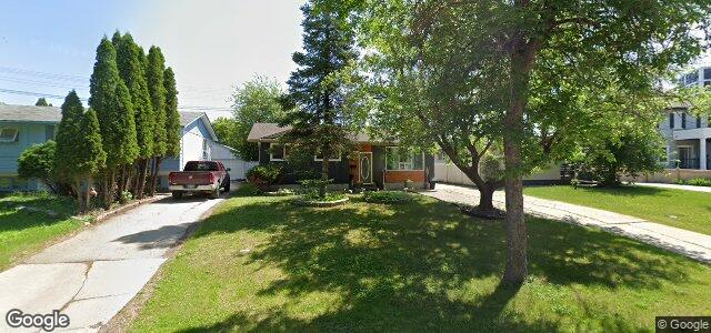 1687 Chancellor Drive（加拿大曼尼托巴省温尼伯市）房屋照片