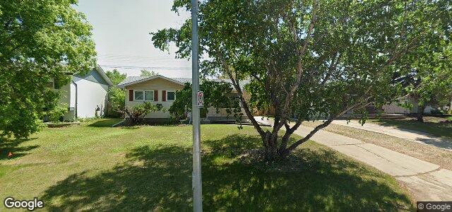 1703 Chancellor Drive（加拿大曼尼托巴省温尼伯市）房屋照片