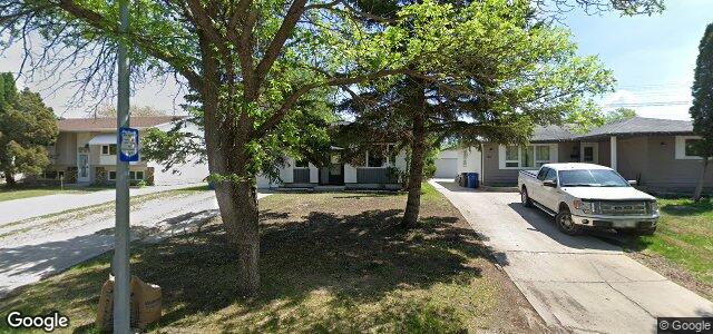 1715 Chancellor Drive（加拿大曼尼托巴省温尼伯市）房屋照片