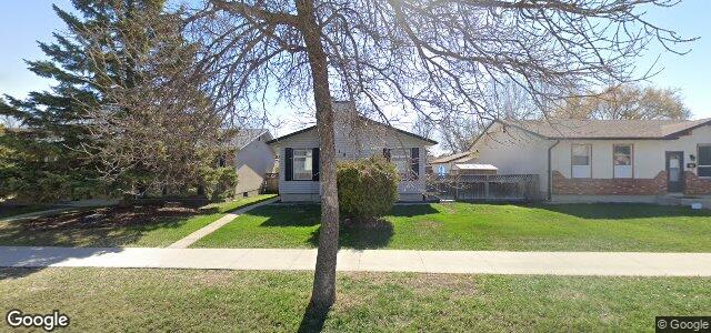 1913 Chancellor Drive（加拿大曼尼托巴省温尼伯市）房屋照片