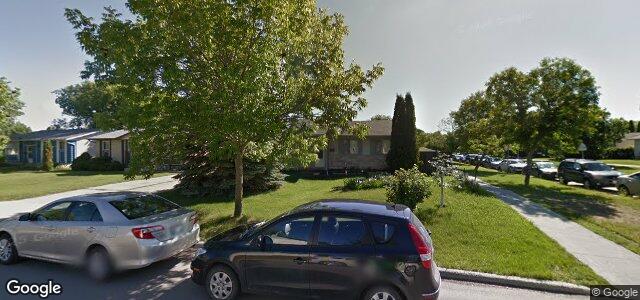 2 Lake Grove Bay（加拿大曼尼托巴省温尼伯市）房屋照片